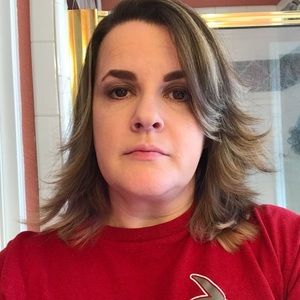 Meet your Posher, Valerie